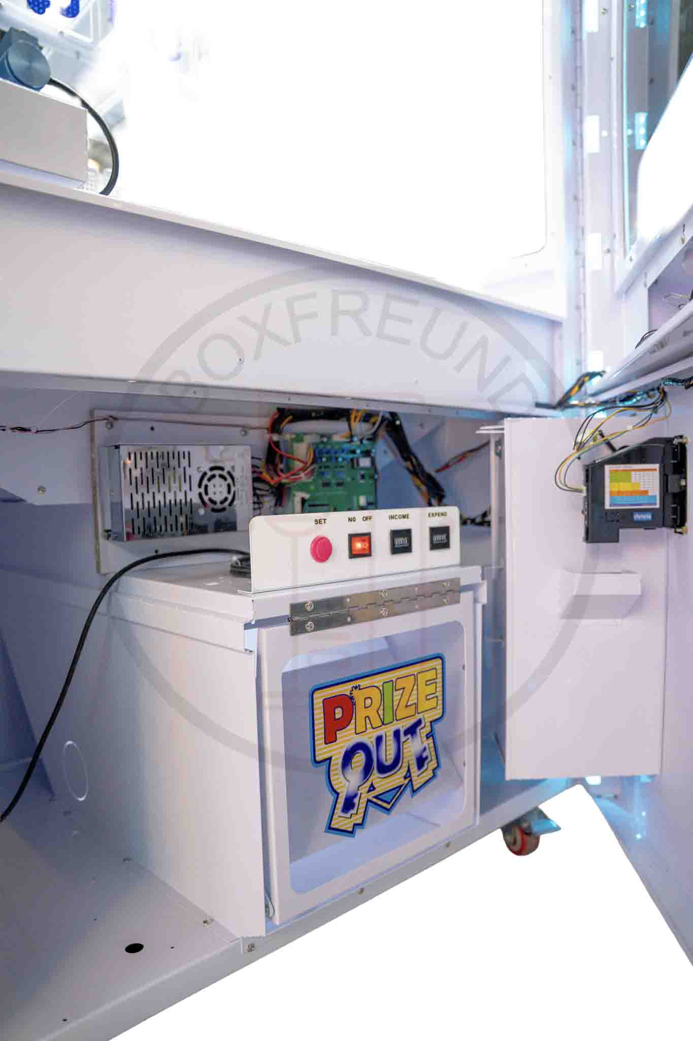 KeyMaster 15 Fächer Unterhaltungsautomat - BoxfreundSpielautomatenKeyMaster 15 Fächer Unterhaltungsautomat